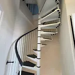 Maison De