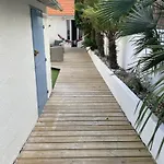 Maison De