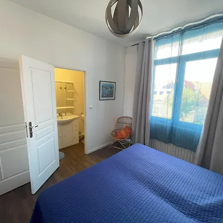 Maison De *