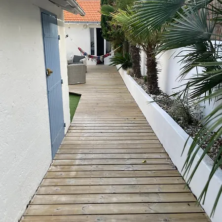 Maison De